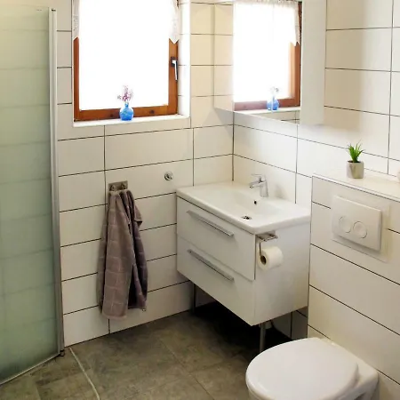 Haus Tommazo 313s Бадерна
